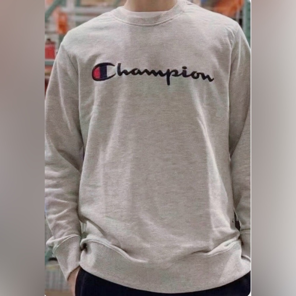 Champion Men's Heather Gray Crewneck Sweater
